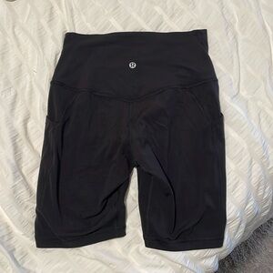 Lululemon size 6 7 inch bike shorts black